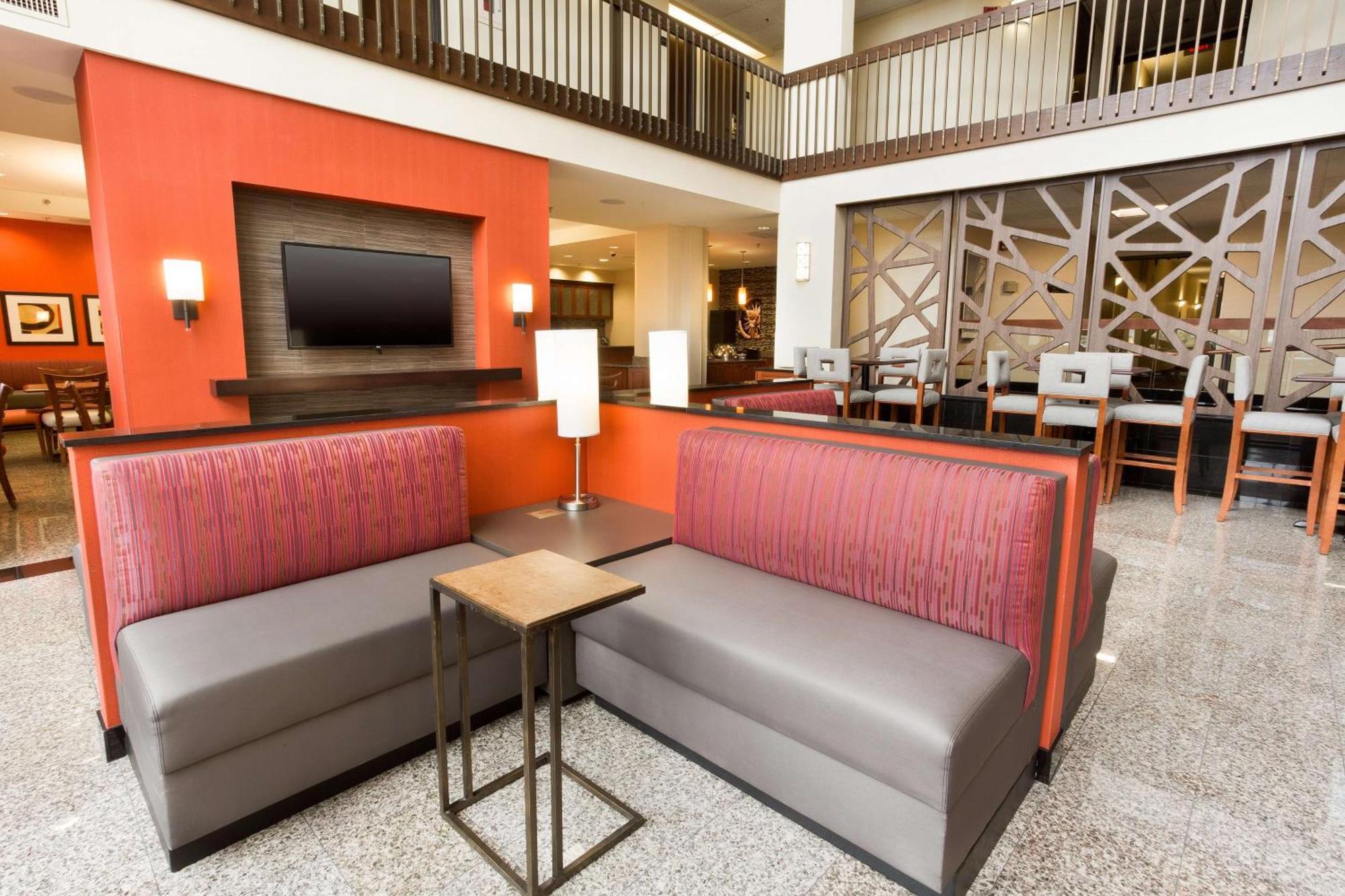 Drury Inn & Suites St. Louis Airport Edmundson Exteriér fotografie